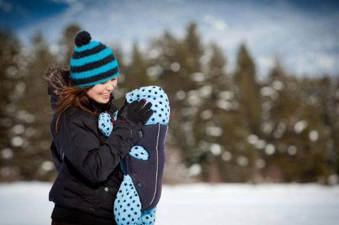 Pastebėta: šaltame ore oda gamina mažiau drėgmės ir tampa sausesnė.
