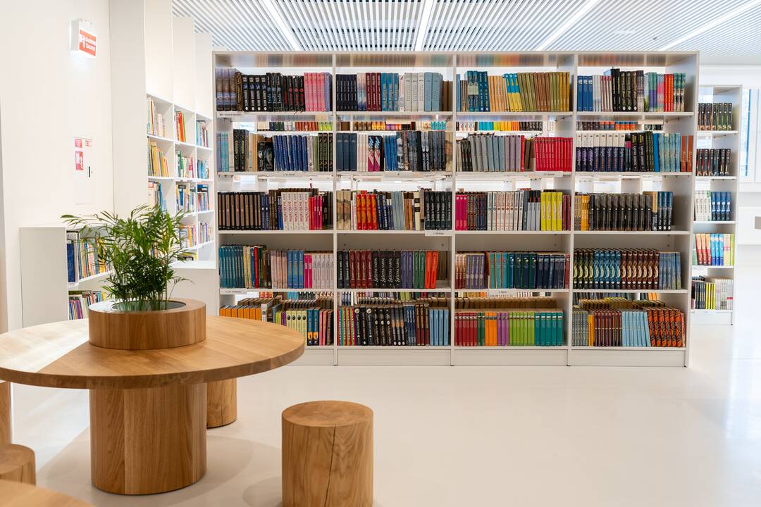 Ąžuolyno bibliotekos pristatymas