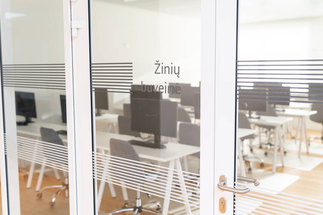 Ąžuolyno bibliotekos pristatymas