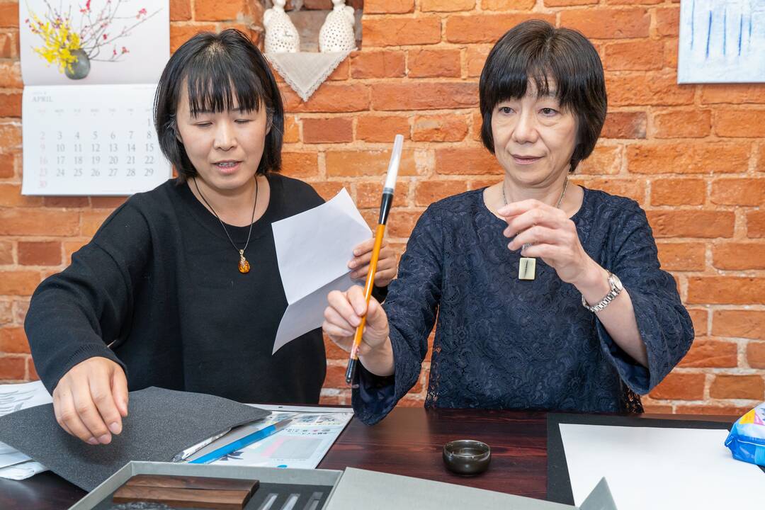 Japonų kaligrafijos dirbtuvės „Jaukiuose namuose“
