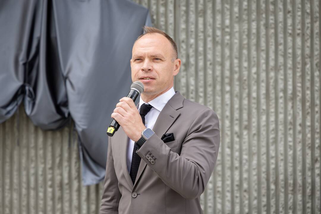 Prezidento Valdo Adamkaus lengvosios atletikos maniežo atidarymas
