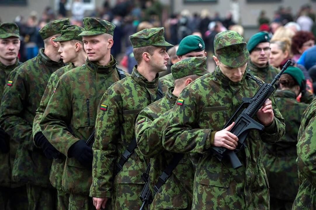 Planuojama užkirsti kelią bandantiems išsisukti nuo kariuomenės