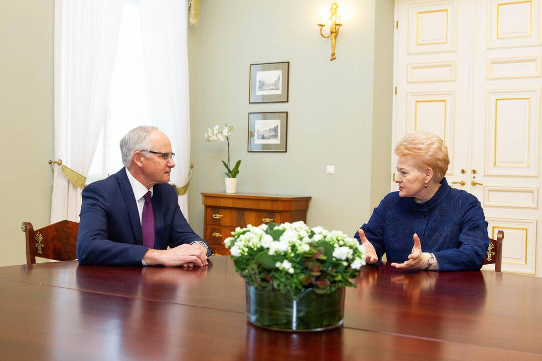 Prezidentė susitiko su kandidatu į švietimo ministrus