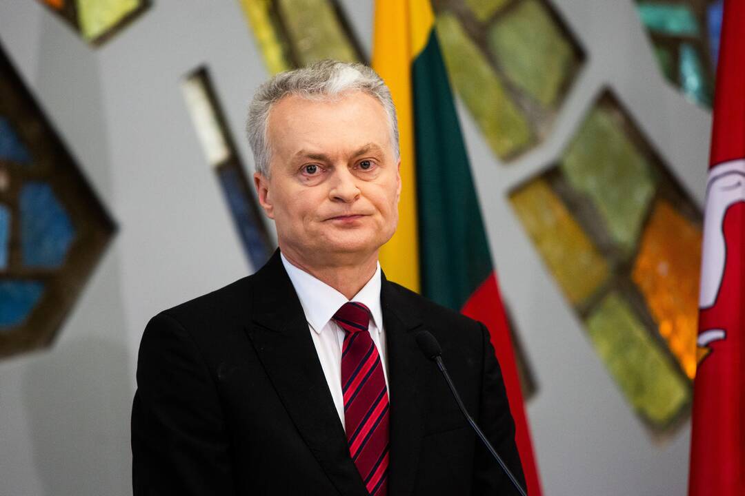 Įvertino G. Nausėdos vizitą pas sumuštą merginą: nuomonės išsiskyrė