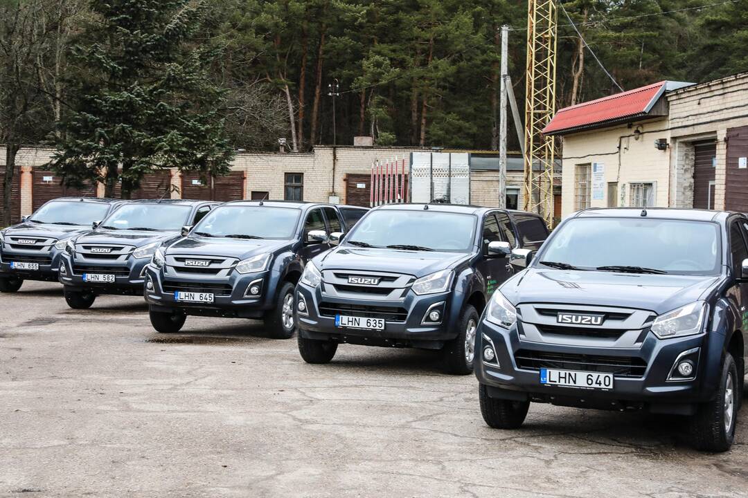 Miškų urėdija pirko automobilių gaisrams gesinti