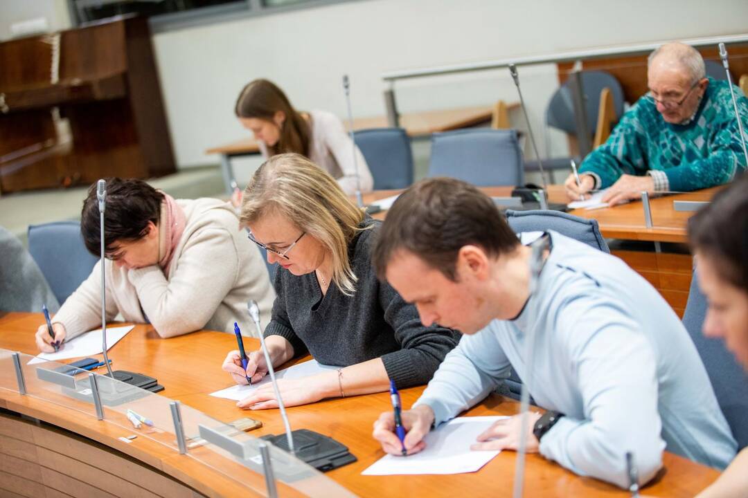 Vilniečiai rašė nacionalinį diktantą