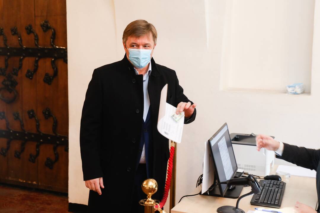 Išankstinis balsavimas: balsuoja partijų lyderiai