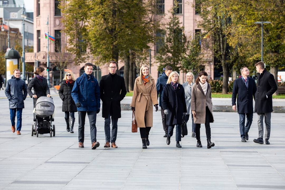 Išankstinis balsavimas: balsuoja partijų lyderiai