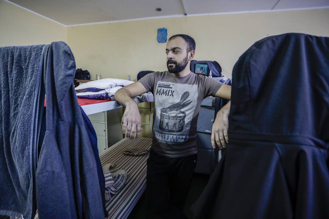 Migrantai Kybartų užsieniečių registracijos centre