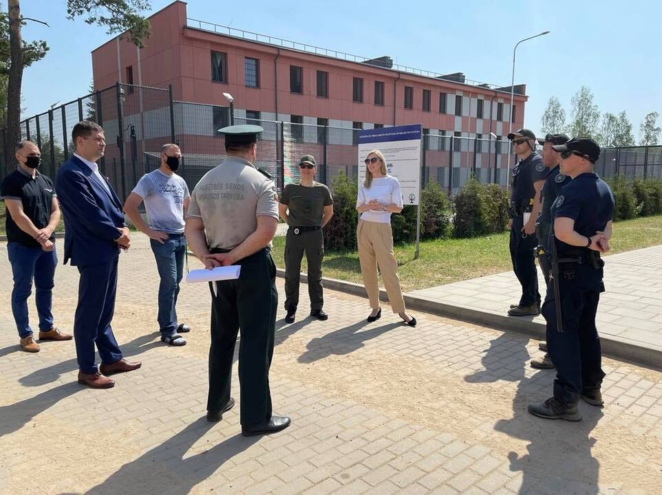 Ministrė: apgyvendinus migrantus savivaldybėse, svarbu užtikrinti gyventojų saugumą
