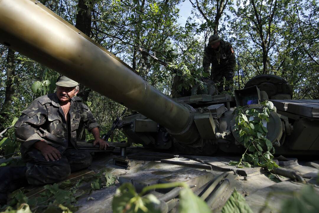 Ukrainos sukilėliai žada ketvirtadienį pasikalbėti su derybų tarpininkais
