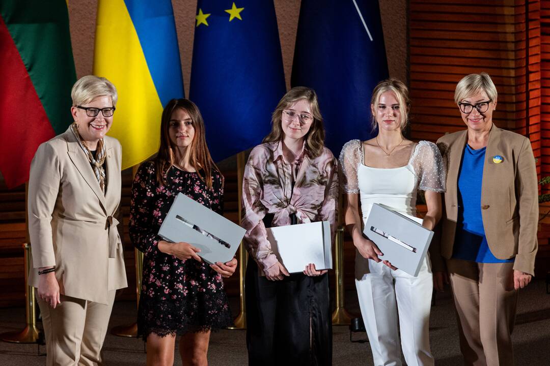 Geriausiai egzaminus išlaikiusių abiturientų pagerbimo šventė