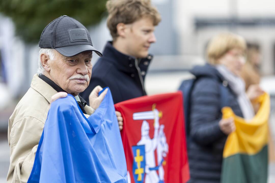 Protesto akcija prieš nacionalinių mokyklų uždarymą Baltarusijoje