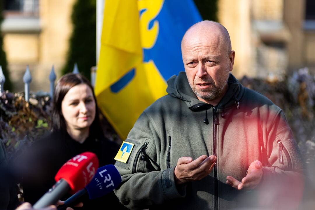 Į Ukrainą vykstančių medikų išlydėjimas
