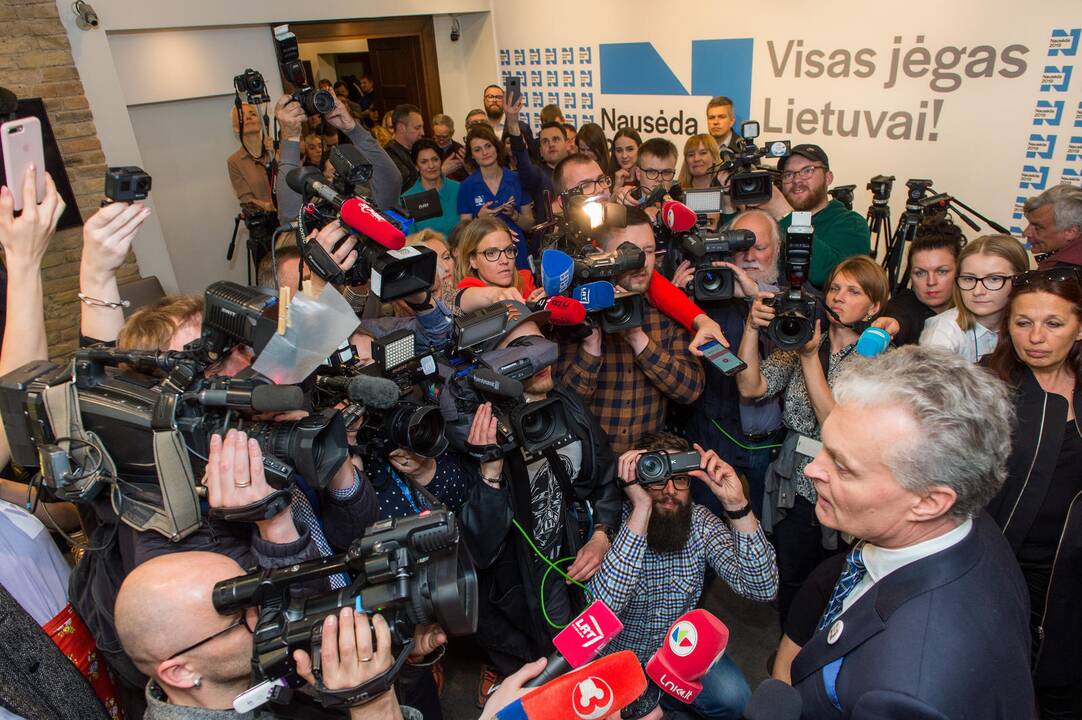 G. Nausėdos štabas švenčia