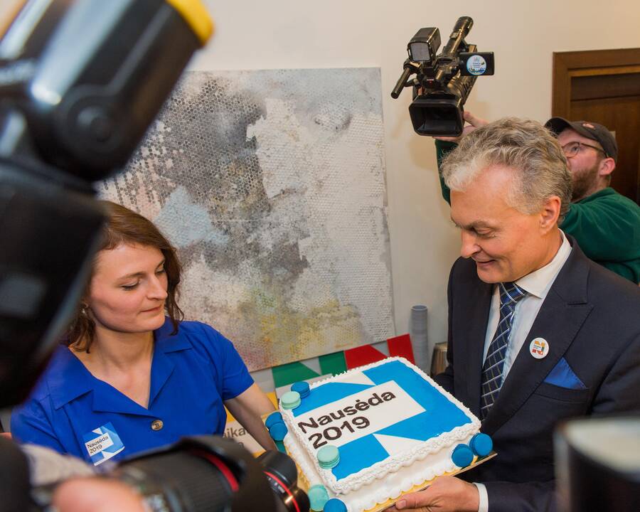 G. Nausėdos štabas švenčia