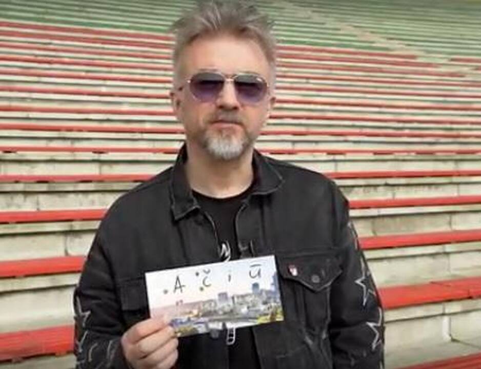 A. Mamontovas Šimtmečio „Ačiū“ taria savo seneliui A. Čipliui