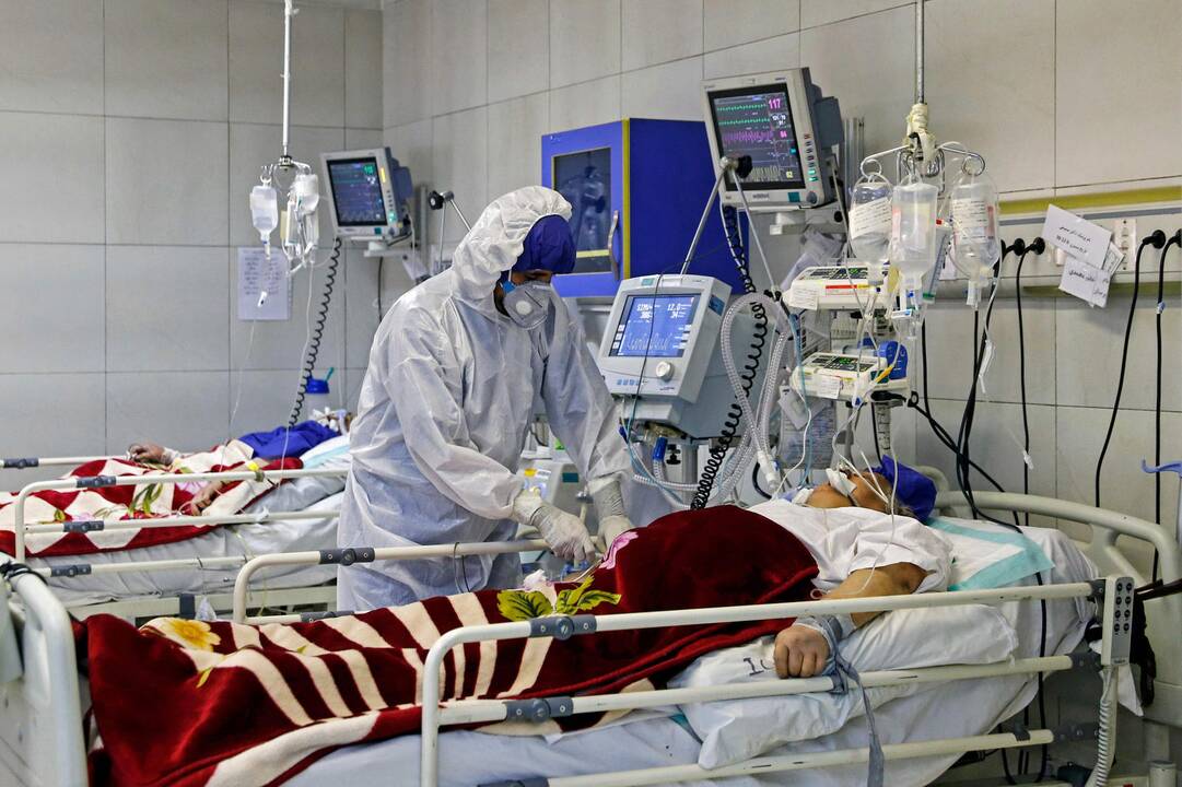 Irane – 21 naujas mirties nuo viruso atvejis, užsikrėtė dar tūkstantis