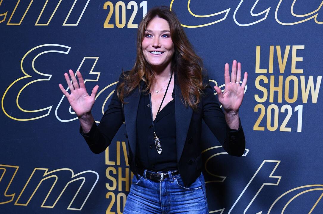 1967 m. gimė dainininkė ir manekenė, Prancūzijos Respublikos pirmoji dama Carla Bruni