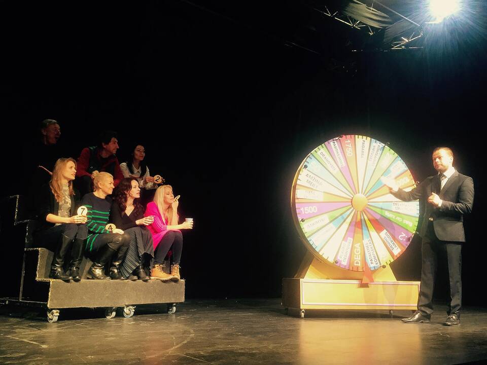 Laimėtu automobiliu „Domino“ teatro aktorė pasidžiaugė neilgai