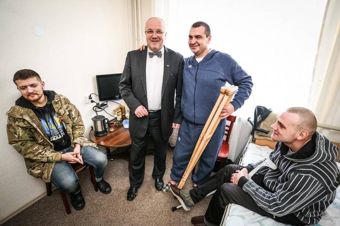 Nuo karo pradžios Lietuvoje gydymo sulaukė per šimtas Ukrainos karių