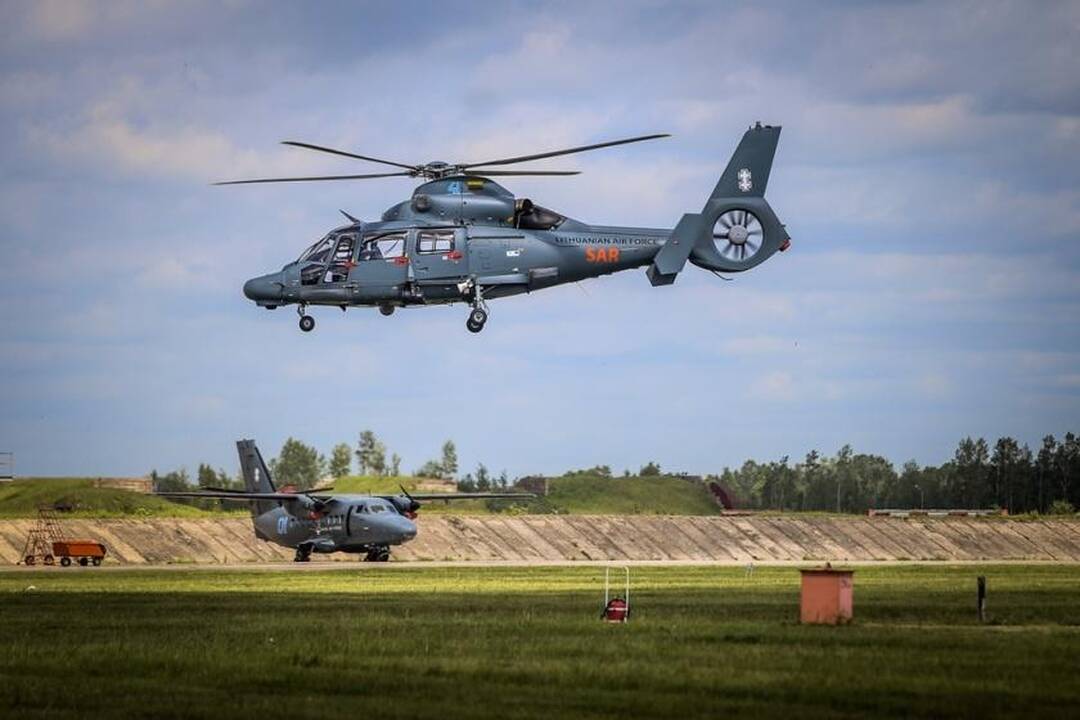 Trys nauji gelbėjimo sraigtasparniai pradėjo tarnybą