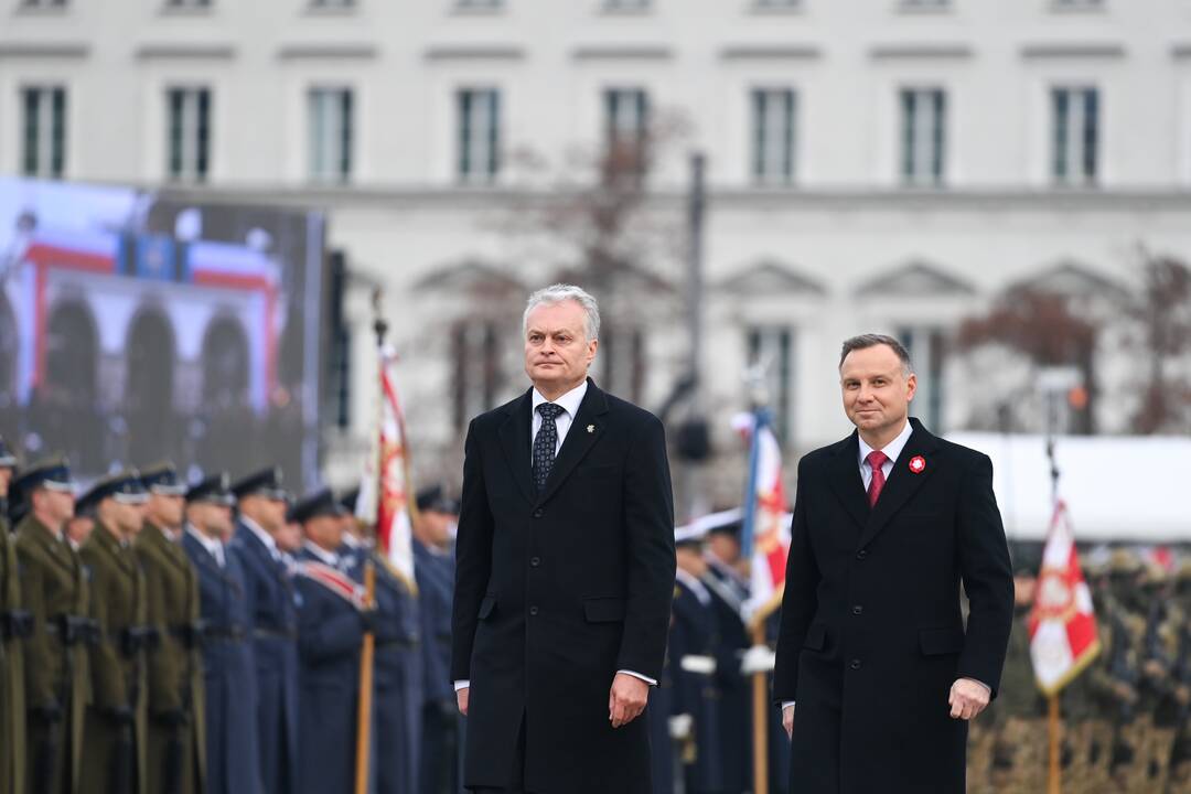 G. Nausėda išreiškė solidarumą su Lenkija, užuojautą dėl dviejų civilių žūties