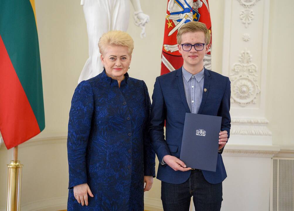 „Lietuvos tūkstantmečio vaikų“ nugalėtojai – Prezidentūroje