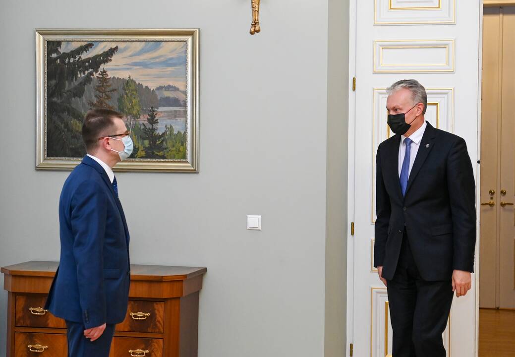 G. Nausėda susitiko su kandidatu į ministrus A. Dulkiu