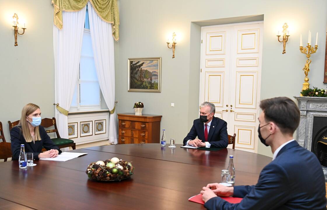 G. Nausėda susitinka su kandidate į ministres A. Bilotaite