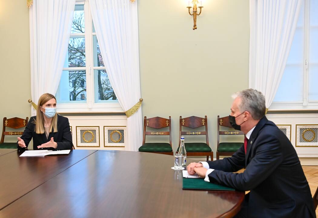 G. Nausėda susitinka su kandidate į ministres A. Bilotaite
