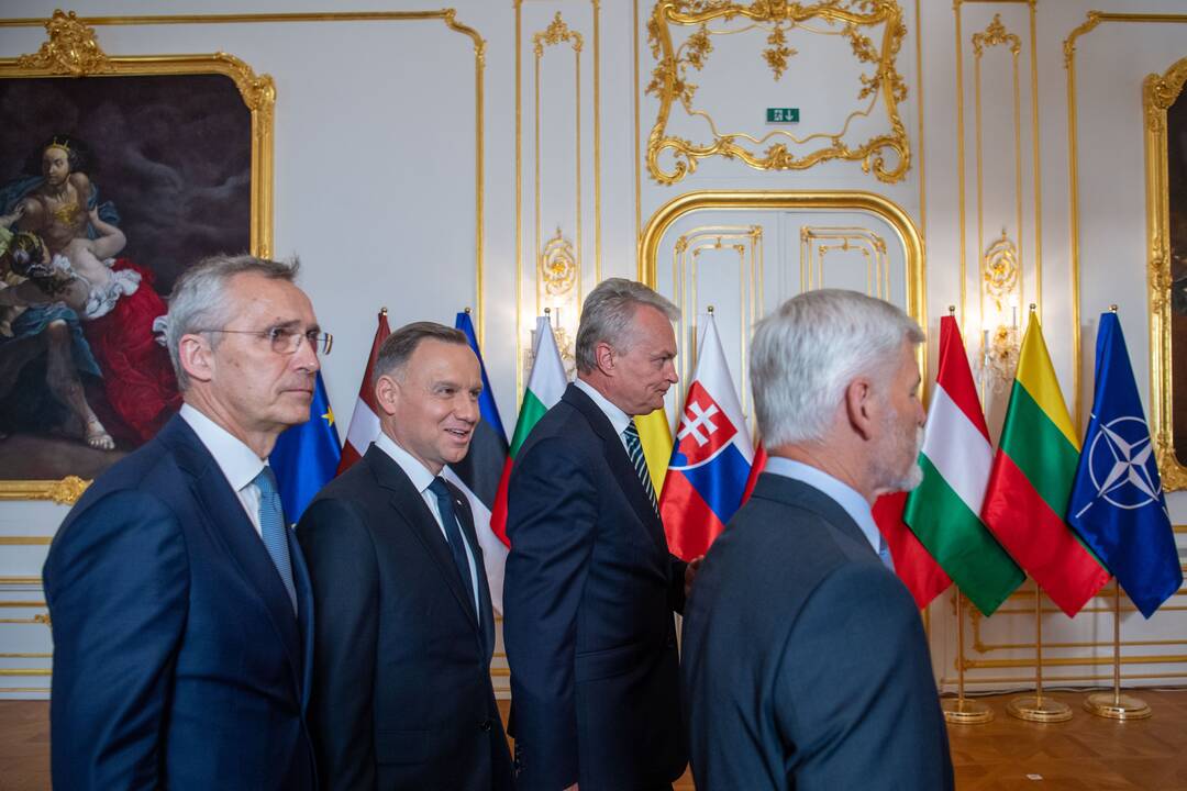 G. Nausėda dalyvauja Bukarešto devyneto viršūnių susitikime