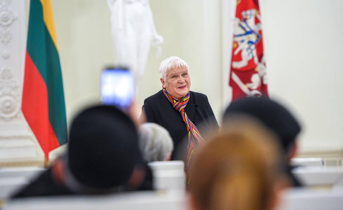 Prezidentas įteikė Sausio 13-osios medalius