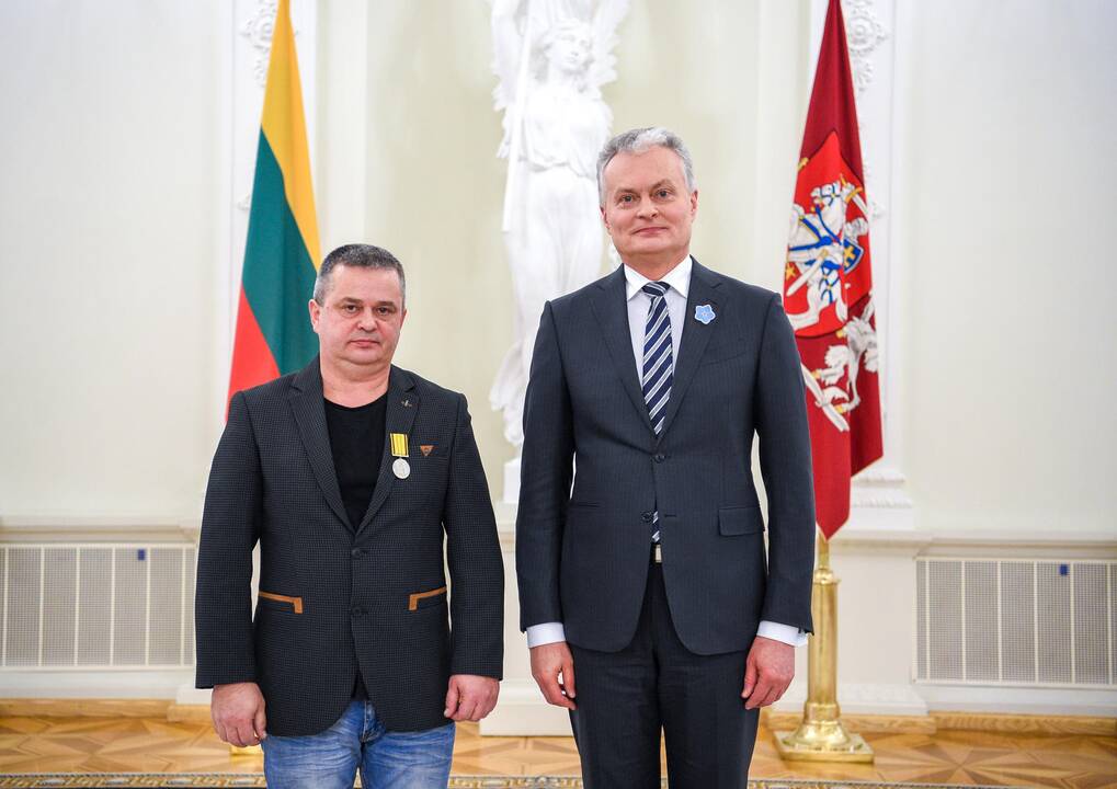Prezidentas įteikė Sausio 13-osios medalius