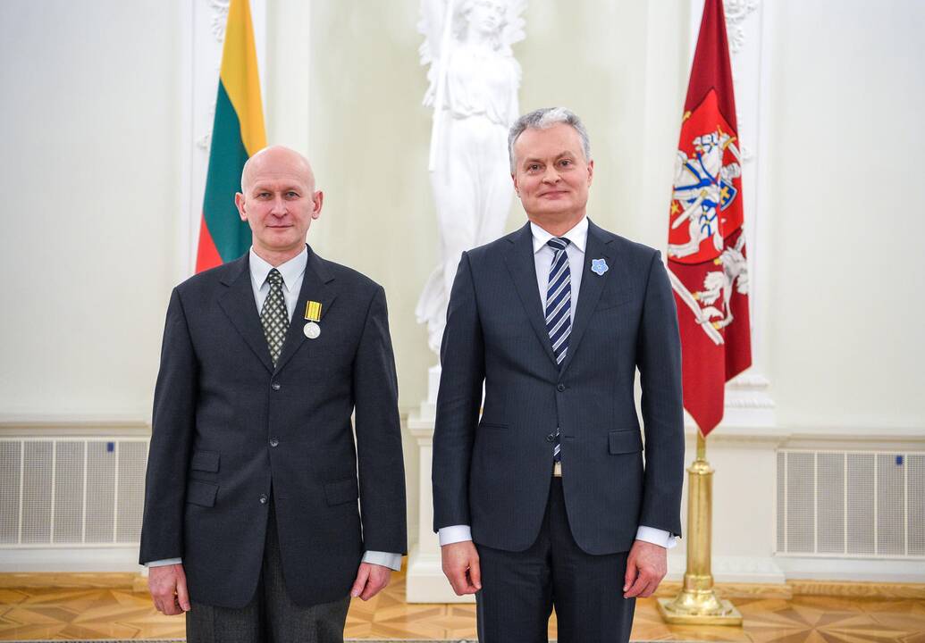 Prezidentas įteikė Sausio 13-osios medalius
