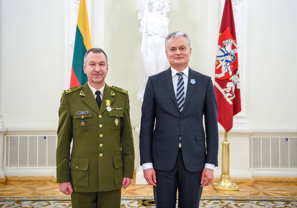 Prezidentas įteikė Sausio 13-osios medalius
