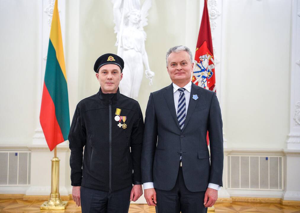 Prezidentas įteikė Sausio 13-osios medalius