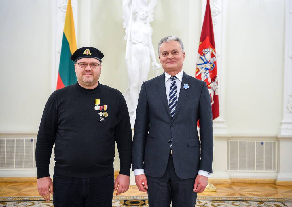 Prezidentas įteikė Sausio 13-osios medalius