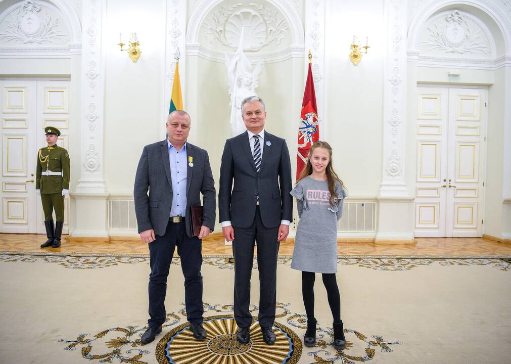 Prezidentas įteikė Sausio 13-osios medalius