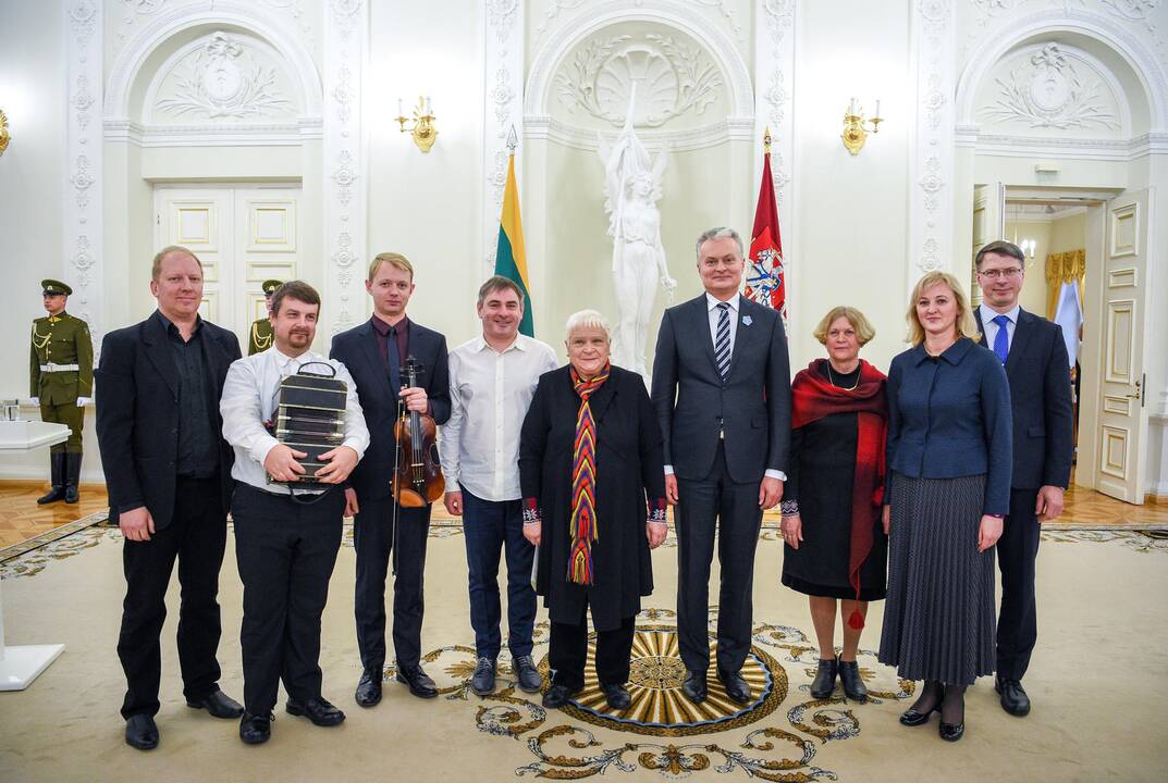 Prezidentas įteikė Sausio 13-osios medalius
