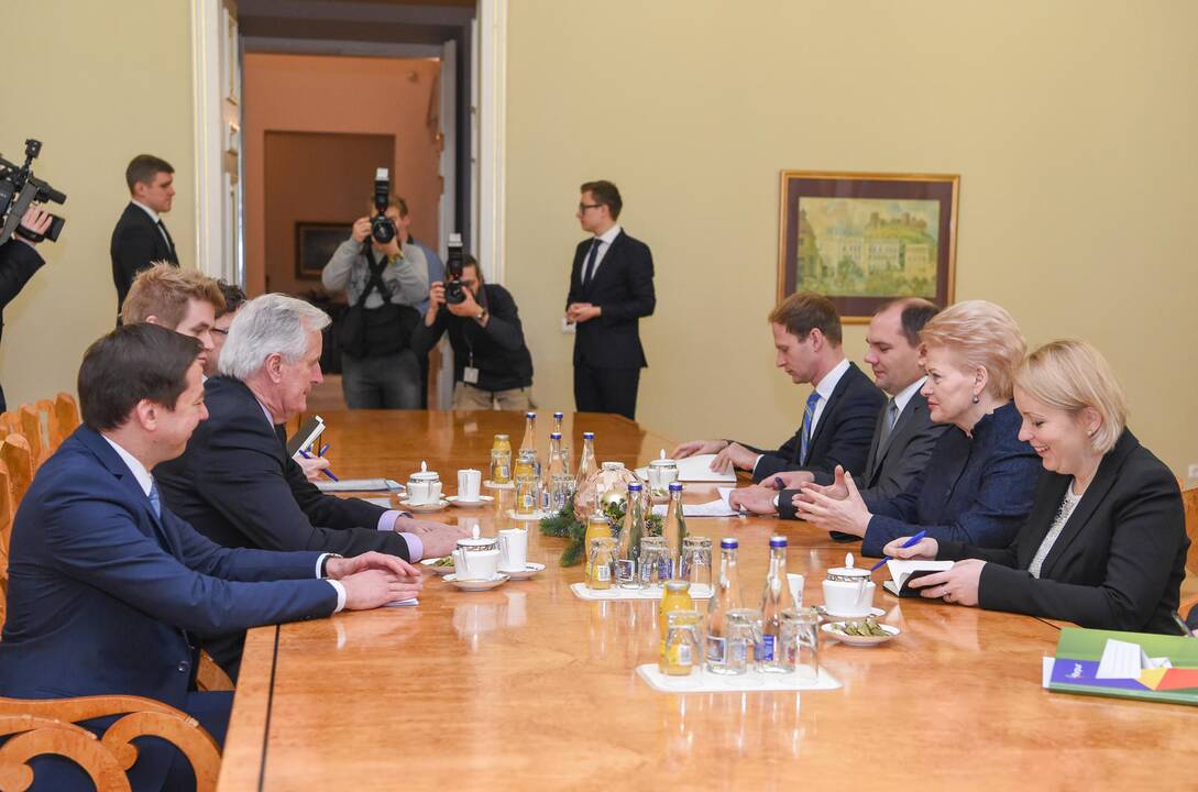 Prezidentė susitiko su „Brexit“ derybininku M. Barnier