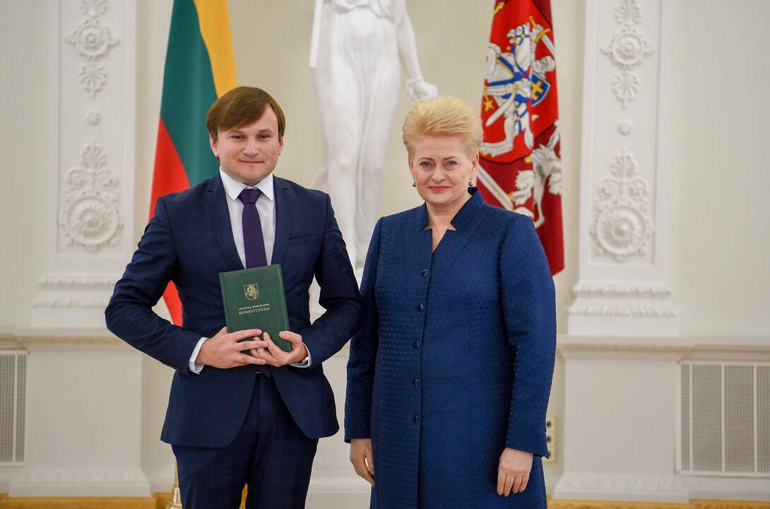 Konstitucijos egzamino nugalėtojų apdovanojimai