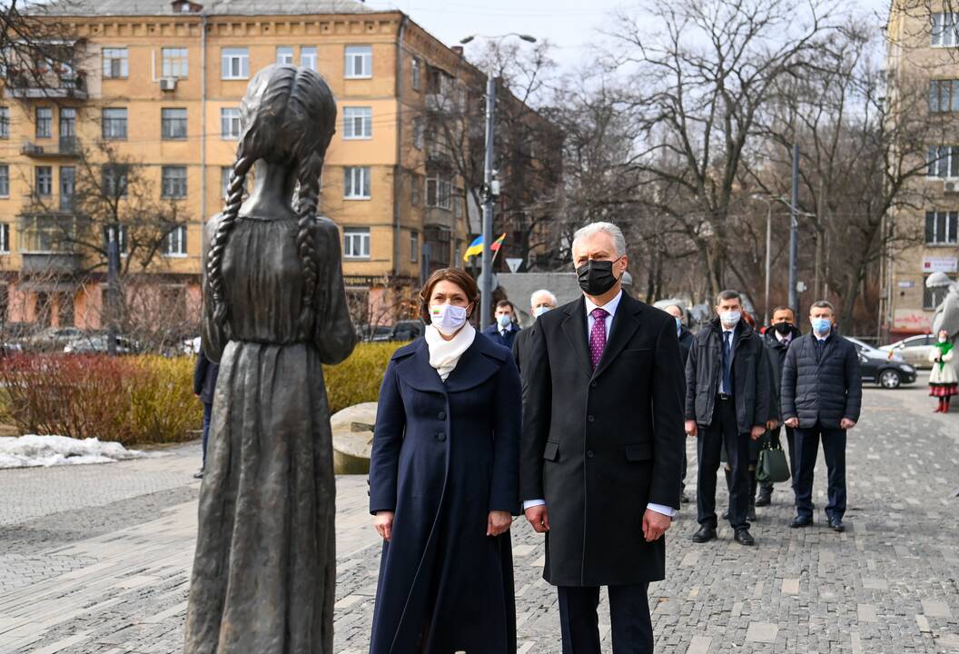G. Nausėda tęsia vizitą Ukrainoje