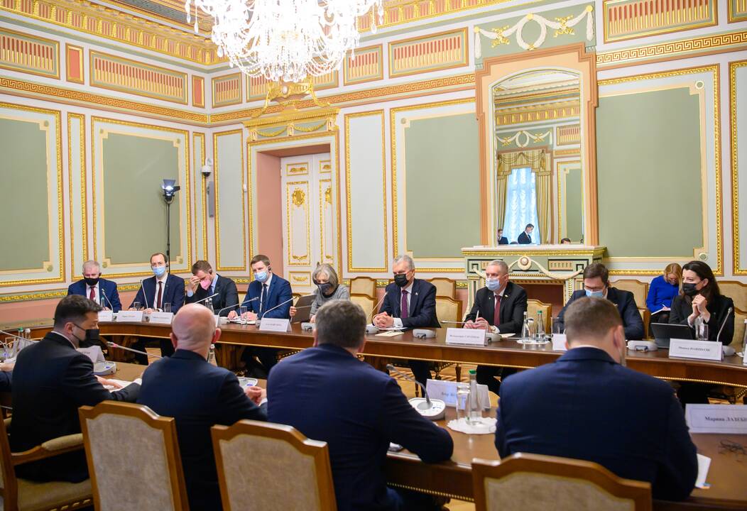 G. Nausėda tęsia vizitą Ukrainoje