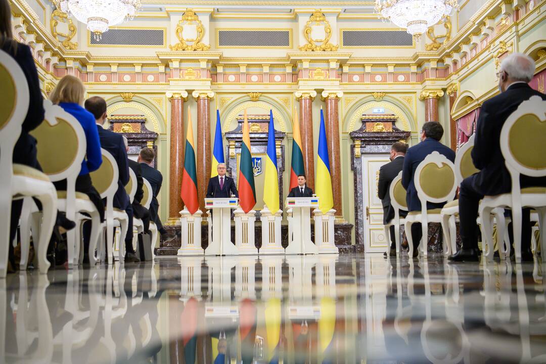 G. Nausėda tęsia vizitą Ukrainoje