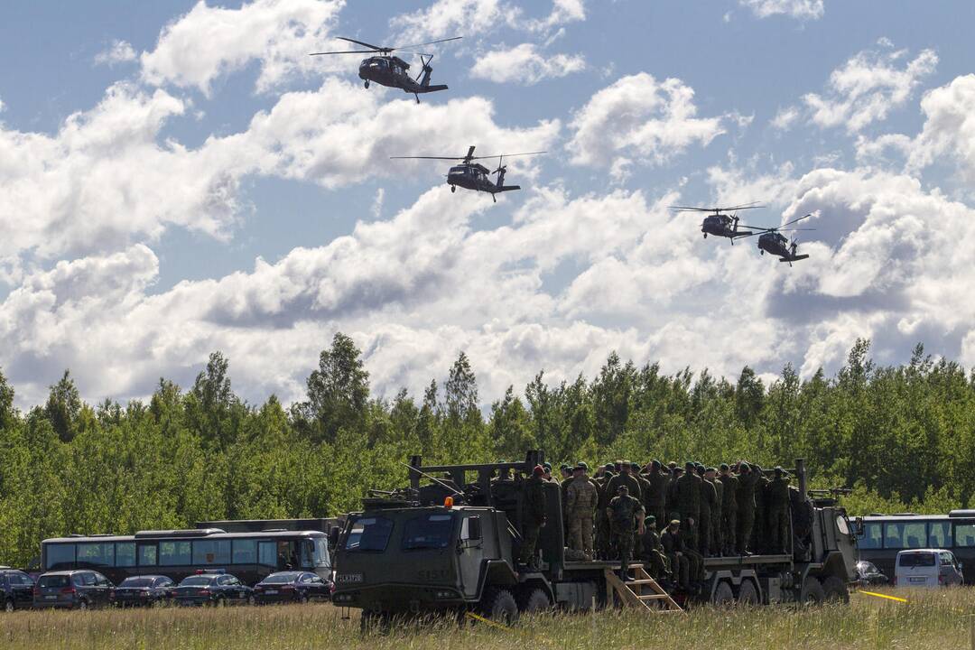 NATO karininkas: pratybos Lietuvoje bus didesnės, atsižvelgiant į rusų veiksmus