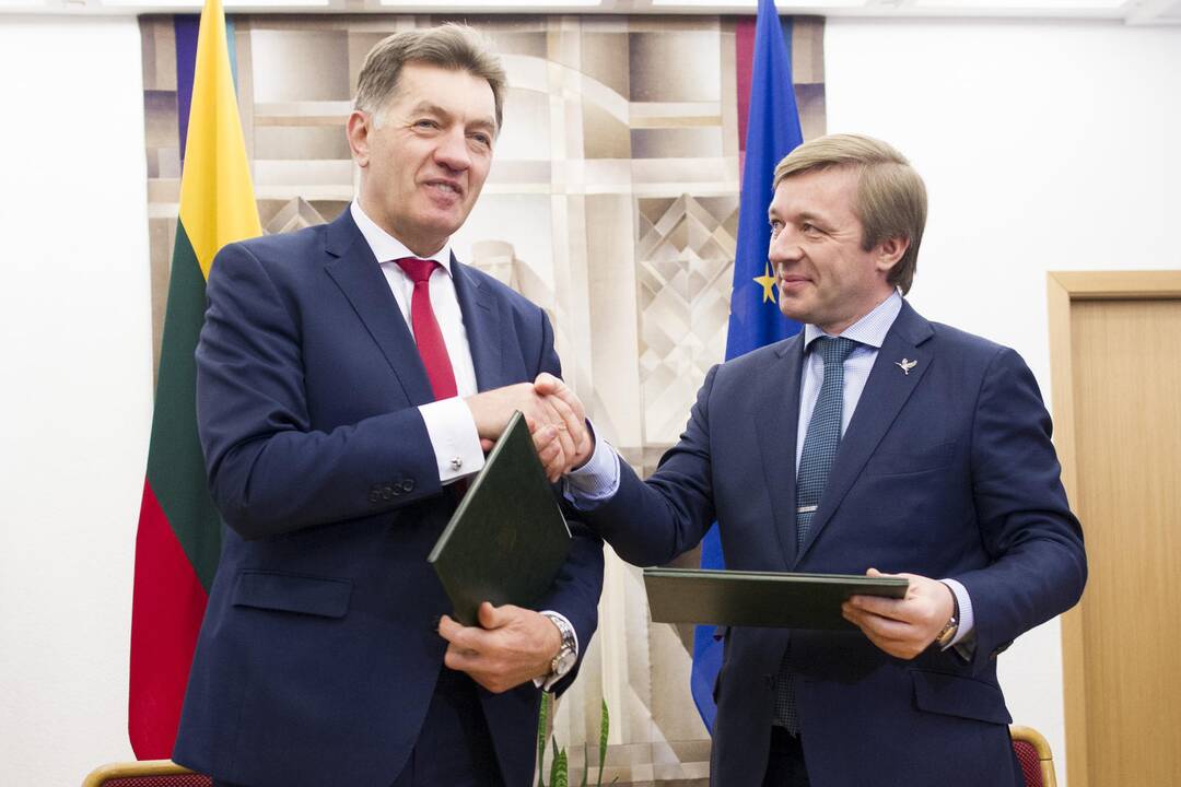 Ar jau skyla naujos koalicijos pamatas?
