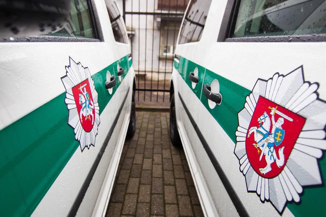 Policijai siūlo keisti automobilių pirkimo konkurso sąlygas