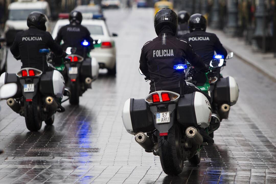 Kokio algos padidėjimo gali tikėtis Lietuvos pareigūnai?