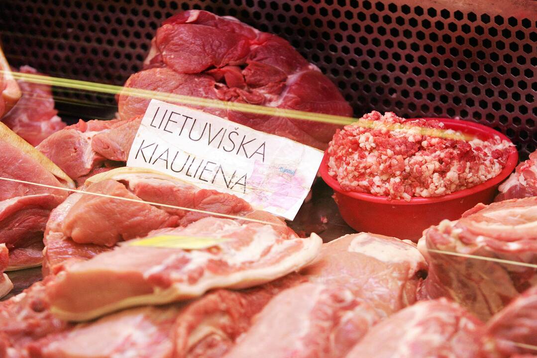 Pernai sunaikinta per 1 700 tonų nesaugių maisto produktų